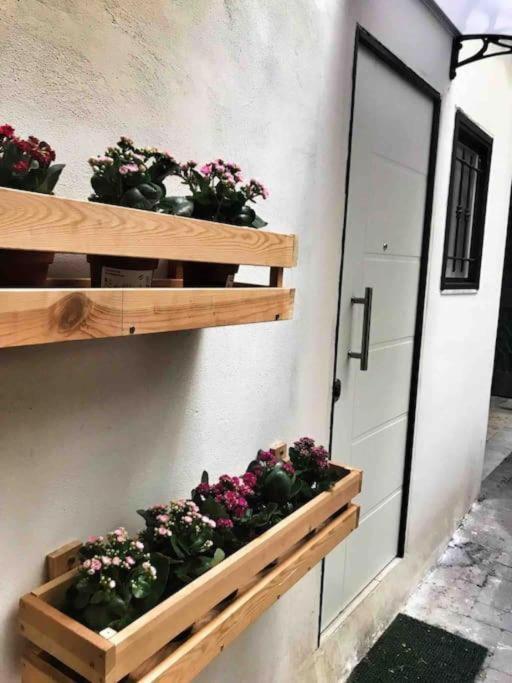 Casa Mya - Studio Flat Napoli Bagian luar foto