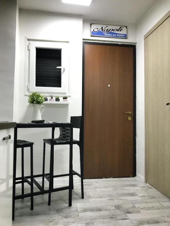 Casa Mya - Studio Flat Napoli Bagian luar foto